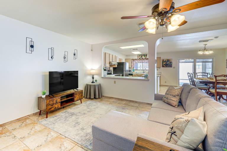 Near Medical Center Home w Yard in San Antonio