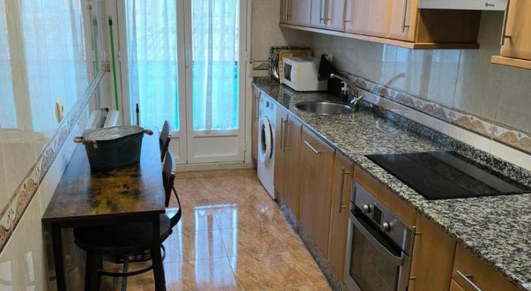 Rental apartment with 3 rooms for 5 persons — photo 3
