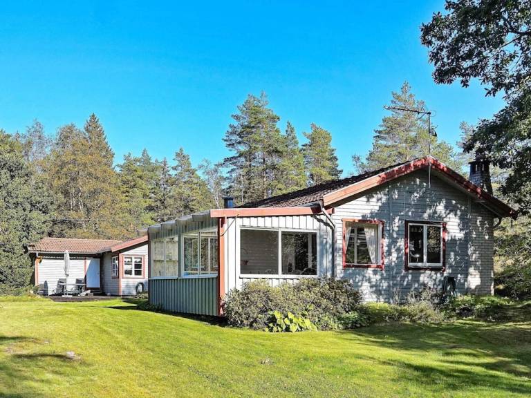 House  Tviklippan
