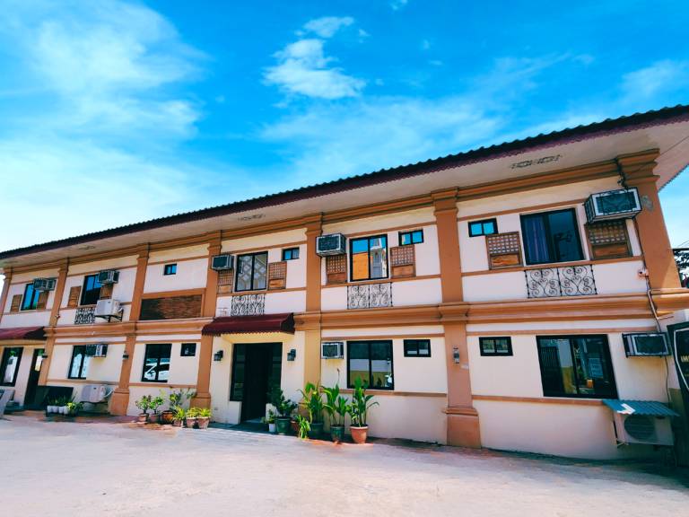 Dy Heritage Suites in Vigan