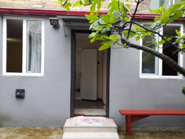 House with 2 rooms for 5 persons — photo 4