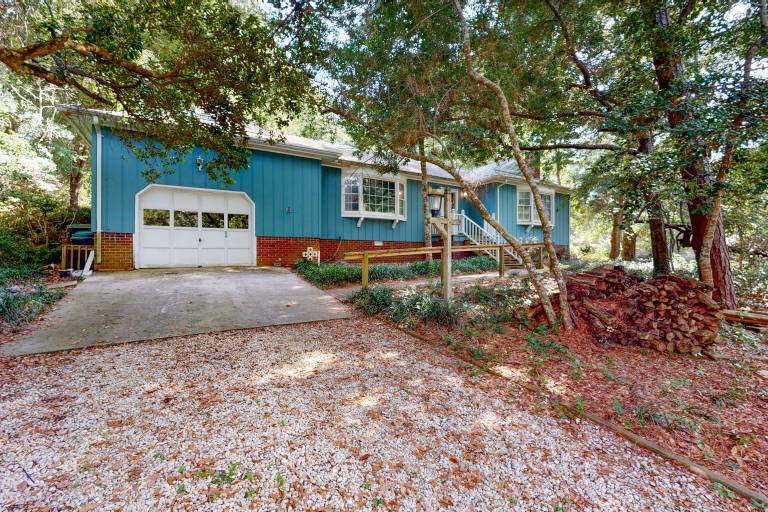 House  Emerald Isle