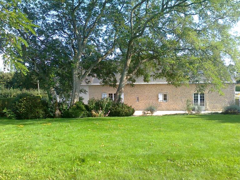 Gite with BBQ, patio & yard | Nature view — photo 3