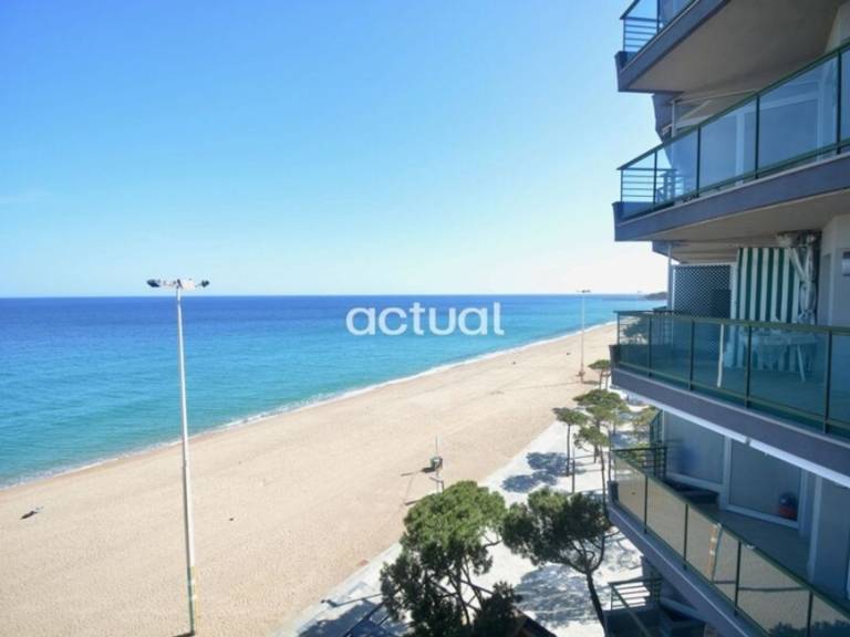 Apartment with 3 rooms for 6 persons in Castell-Platja d'Aro