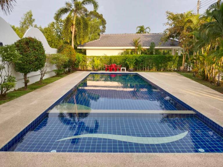 Villa with BBQ, pool & garden | Suitable for remote work in Rayong