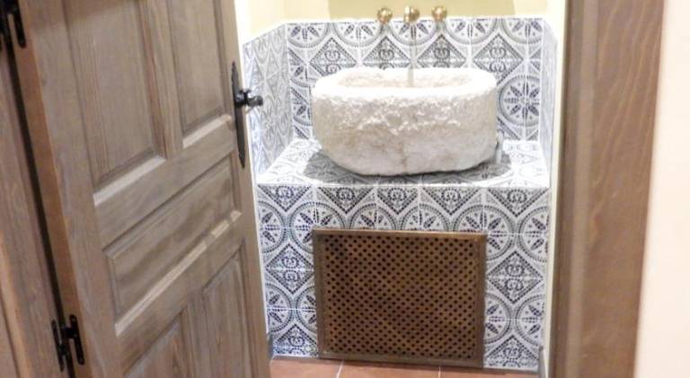 Spacious Villa with Private Pool, Villafranca De Los Caballeros — photo 2