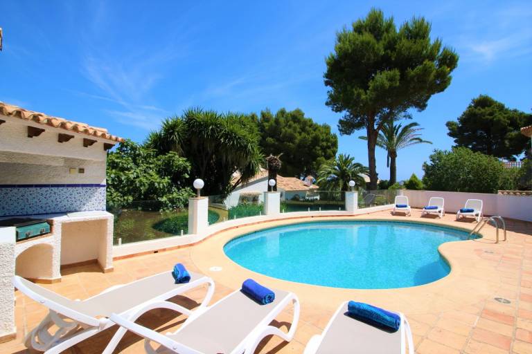 Fully equipped beautiful villa with grill, garden & terrace | Dogs allowed — photo 4