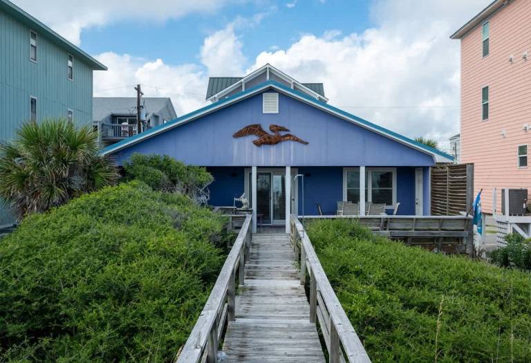 House with hot tub | Beach view — photo 4