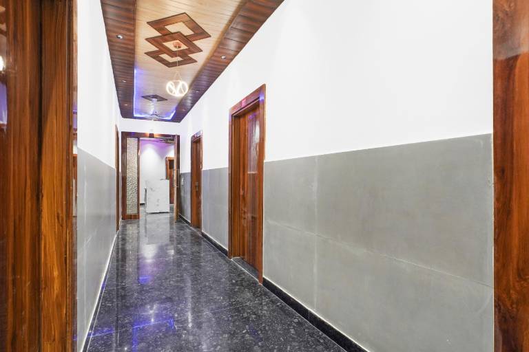 Hotel O HANNU HOTEL Panipat Junction