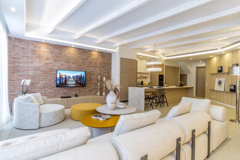 Rental apartment with patio | City view | Perfect for remote work — photo 3