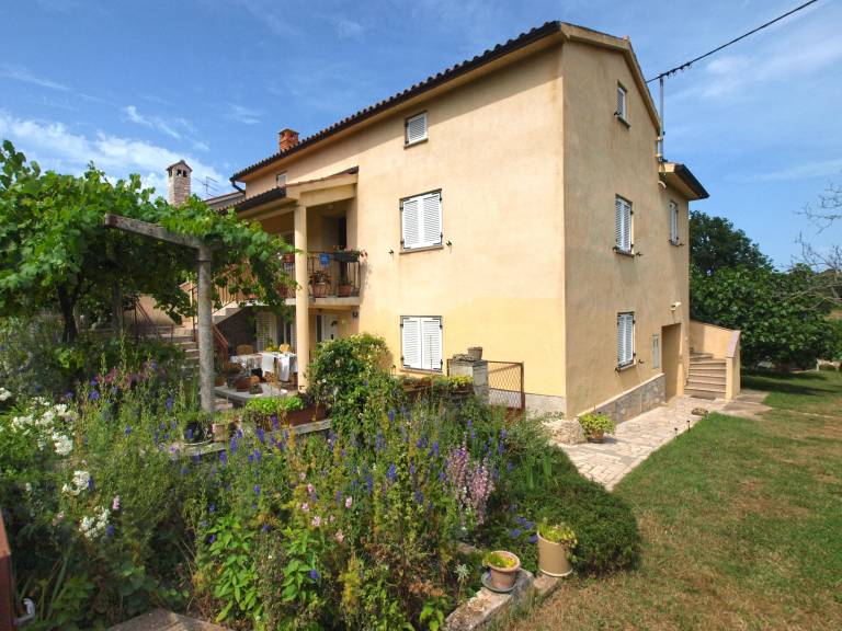 Holiday apartment with grill & terrace — photo 5