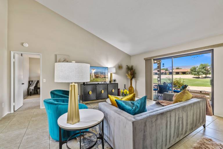 Bermuda Dunes Apartments & Houses for rent from 86 HomeToGo