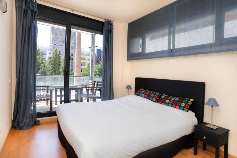 Vacation home with patio | Next to Parc de la Ciutadella — photo 2