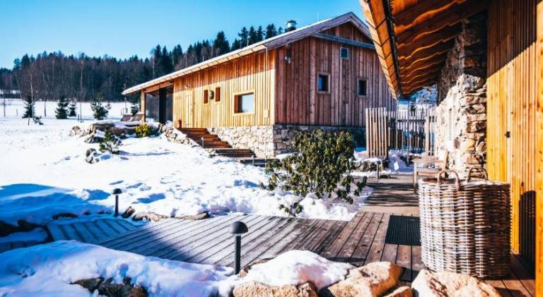 Serviced apartment with hot tub, patio & garden | Pets allowed in Cesky Krumlov