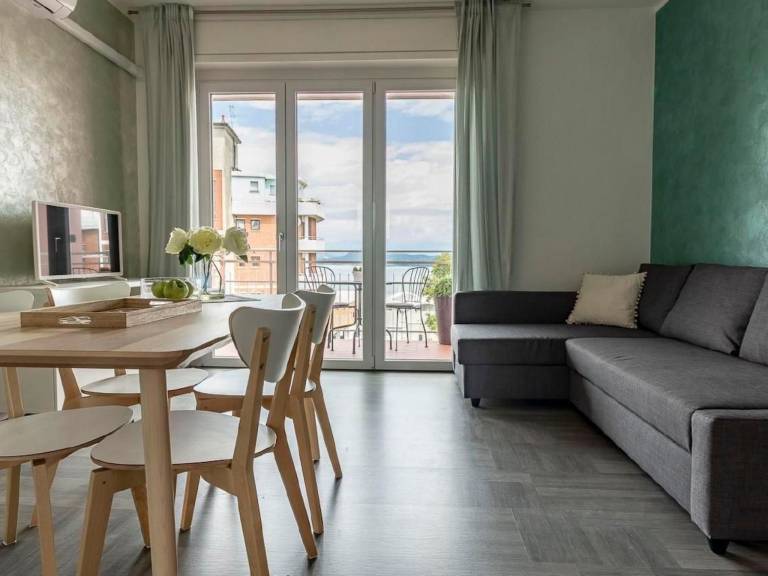 Charming rental apartment with terrace & yard | Mountain view | Beach nearby | Pet-friendly — photo 3