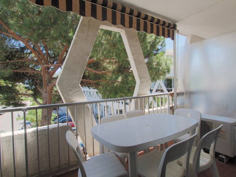 Apartment | Beach nearby | Dogs allowed — photo 2
