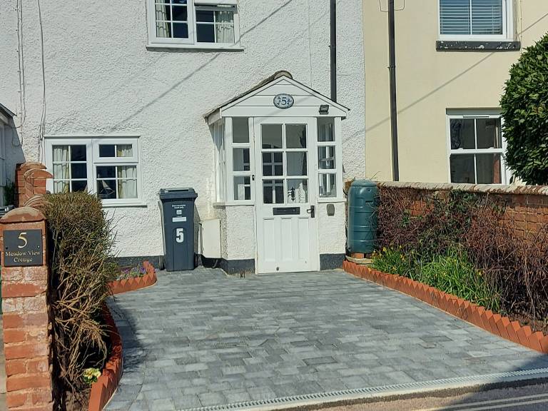 Child-friendly nice cottage with yard | Beach view | Pet-friendly — photo 2
