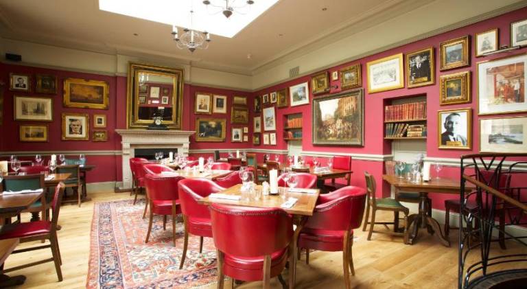 The Crown Hotel — photo 4