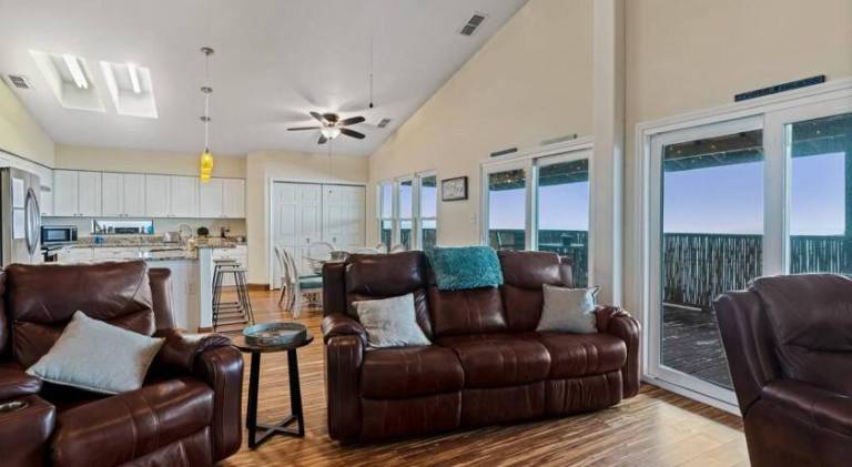 House with 4 rooms for 10 persons — photo 2