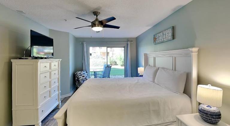 Spacious rental apartment with pool | Dogs allowed — photo 2