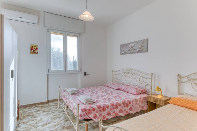 Apartment 'Casa Sofia' with Private Terrace, Private Garden and Air Conditioning — photo 4
