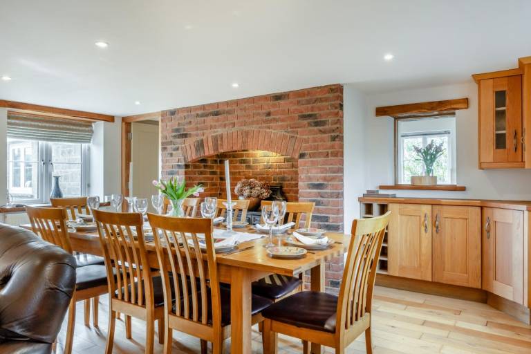 Cottage with garden & BBQ — photo 3
