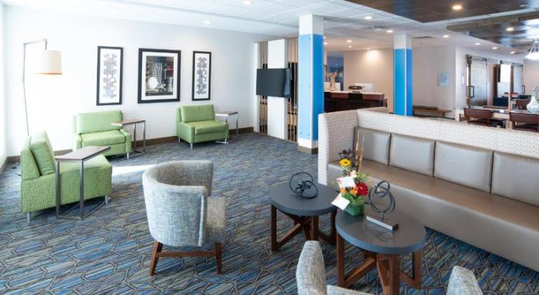 Holiday Inn Express And Suites North Battleford By IHG — photo 4