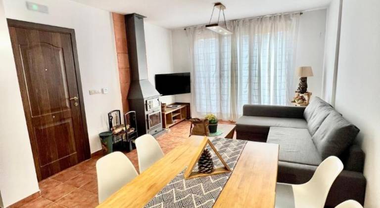 House with 2 rooms for 6 persons — photo 3