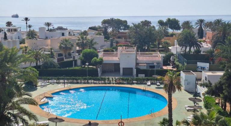 Nice rental apartment with pool | Close to the beach | Dogs allowed — photo 3