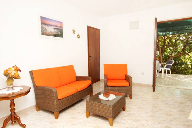 Three bedroom apartment near beach Basina, Hvar (A-5700-a) — photo 3