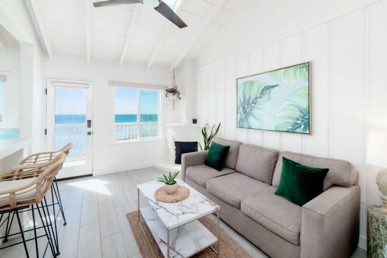 Condo  Oceanside