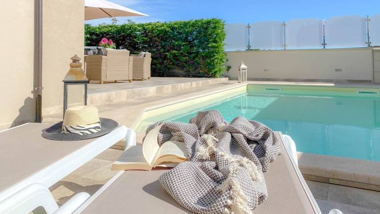 Fantastic casa with two barbecues, private pool, washing machine, tumble dryer — photo 2