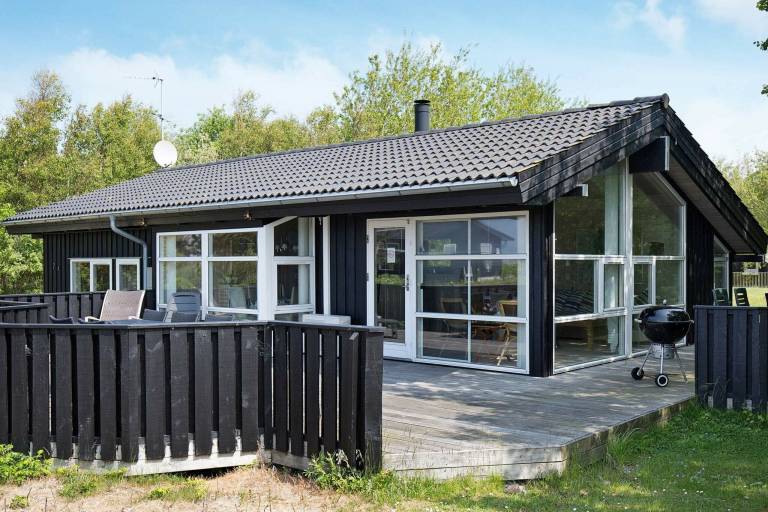 Vacation home with sauna, BBQ & terrace — photo 2