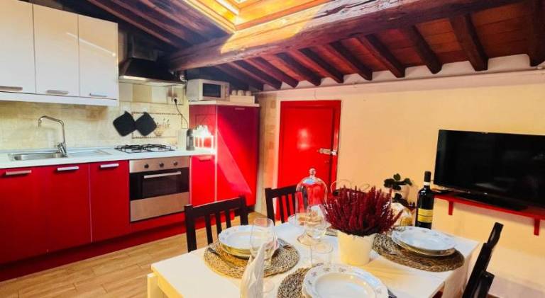 Holiday apartment with 2 rooms for 3 persons in Pisa