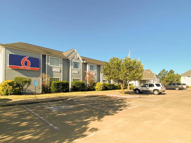 Motel 6 McAlester, OK - South in McAlester, OK
