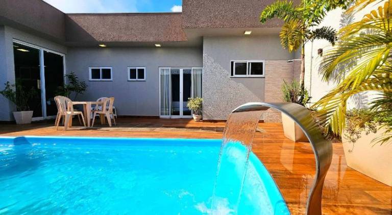 Holiday apartment with pool in Sao Roque