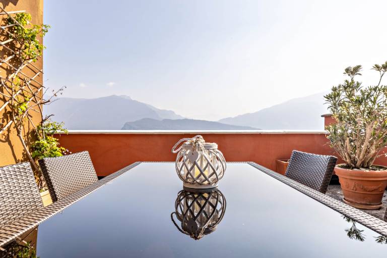 Holiday apartment with terrace, garden & pool | Garden view — photo 3
