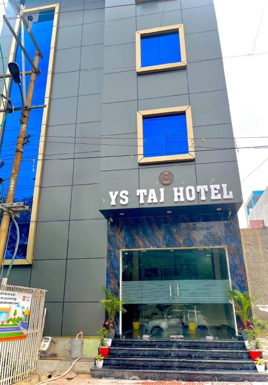 Hotel Agra Ys Taj Hotel