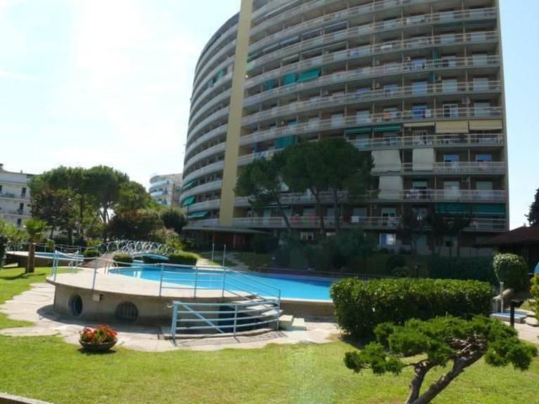 Holiday apartment with patio, pool & garden in Udine
