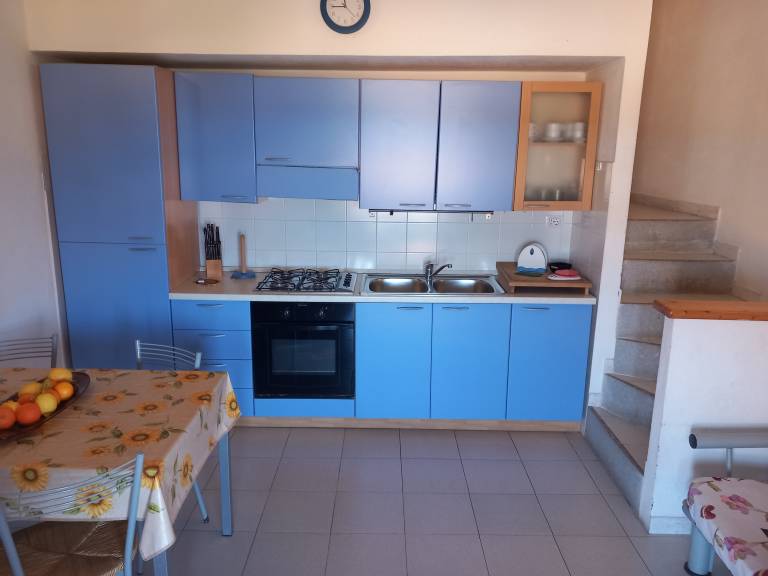 Apartment 'Rosmarino' with Sea View and Private Terrace — photo 4