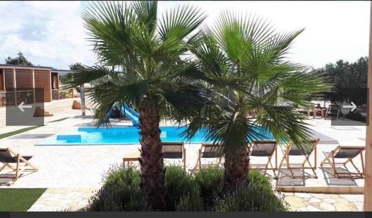 Mobile Home Pelin near beach with shared pool — photo 3