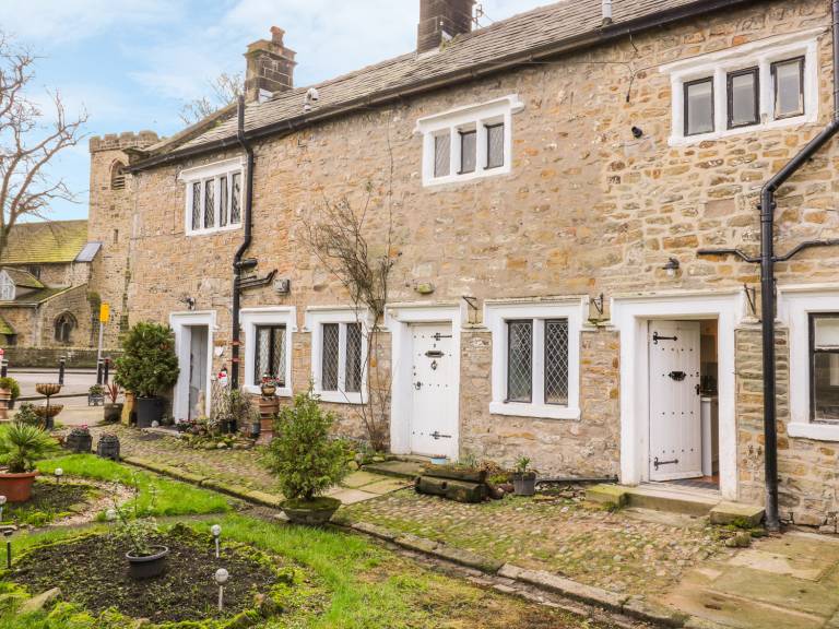 Cottage  Blackburn