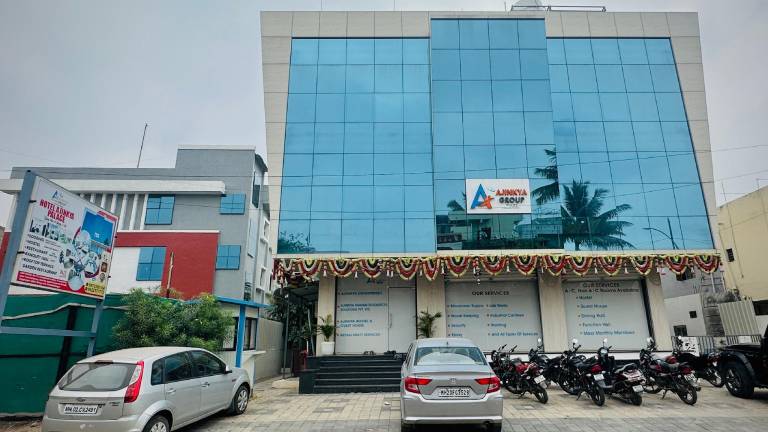 Hotel Ajinkya Palace