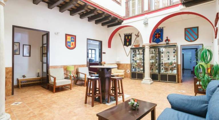 Hotel Carlos V Jerez by Vivere Stays — photo 2