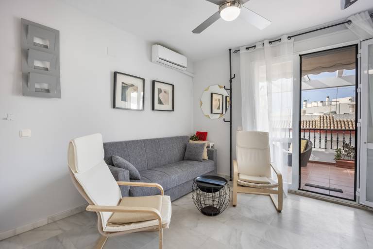 Charming rental apartment with fast internet & patio | Close to the beach | Pets are welcome in Rota