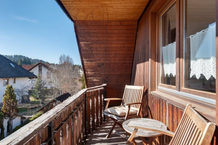 Dedicated room with fast internet & pool | Garden view — photo 4