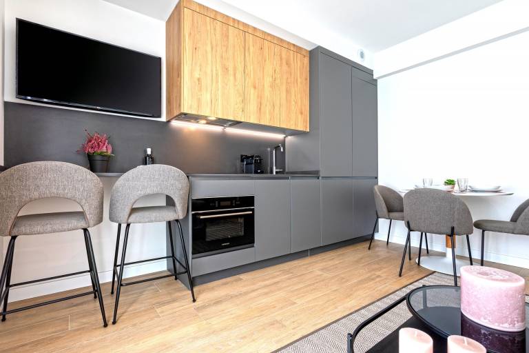 Apartment adapted for disabled with terrace and po