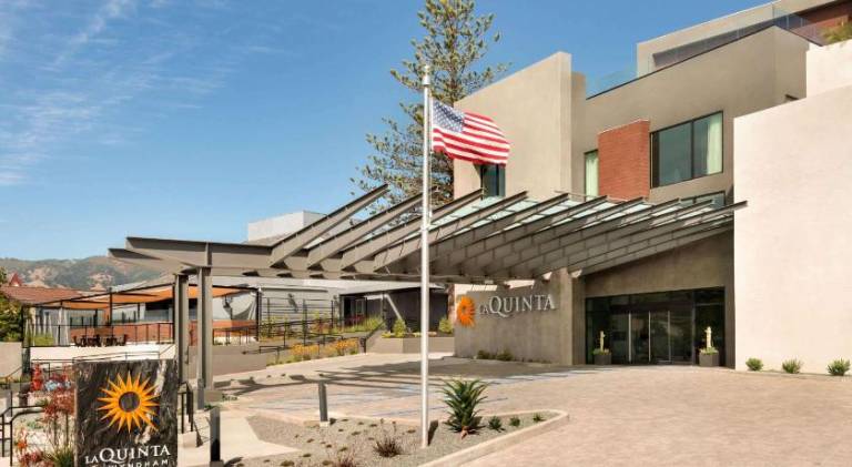 La Quinta Inn & Suites by Wyndham San Luis Obispo Downtown — photo 2