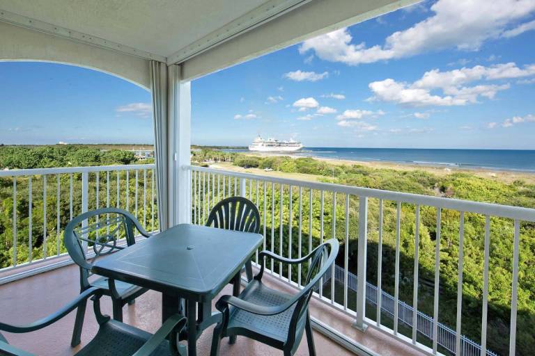 Condo  Cape Canaveral
