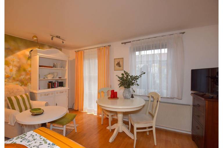 Nice apartment with terrace, yard & grill | Nature view | Pet-friendly — photo 2